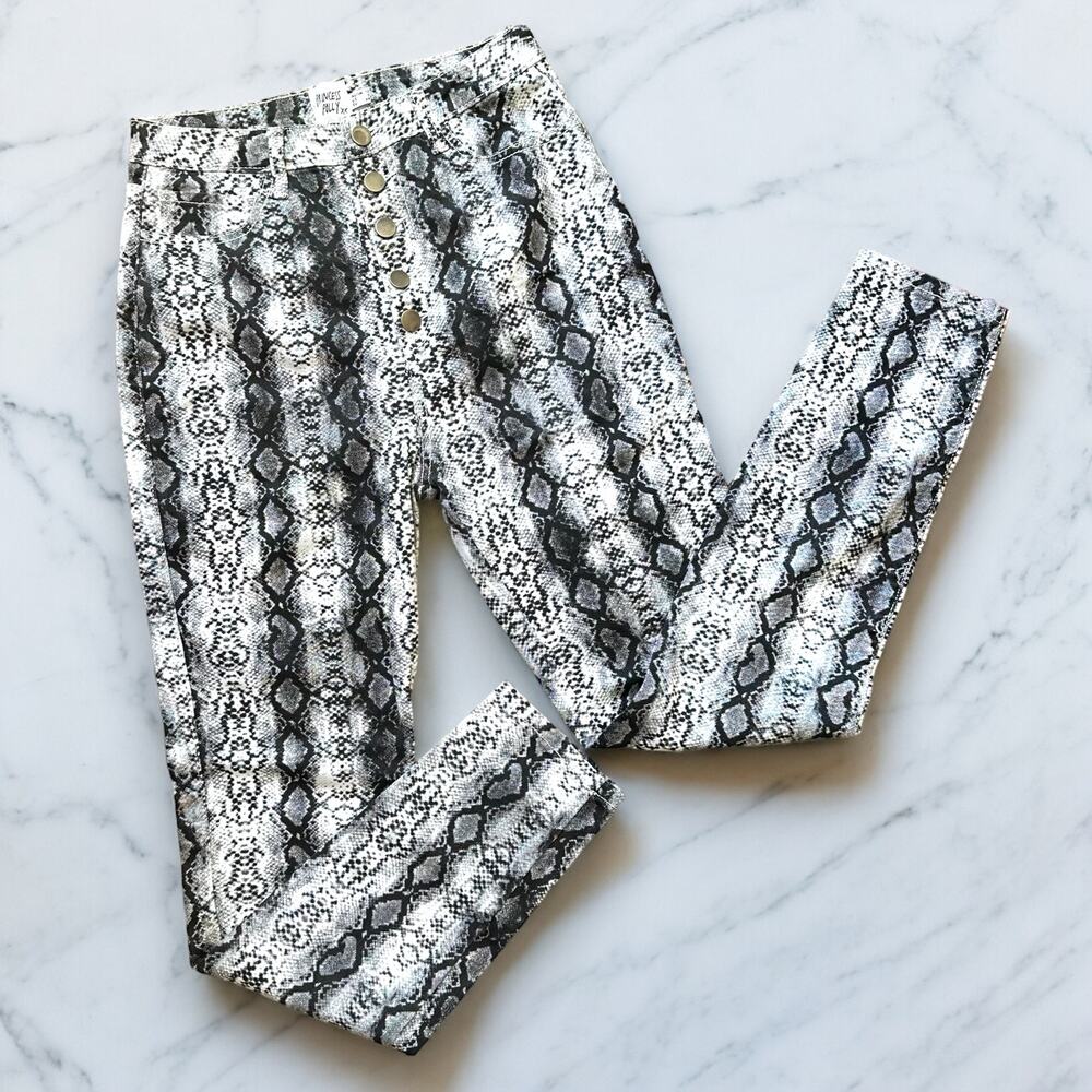 Princess Polly Serpent Snakeskin Look Jeans EUC